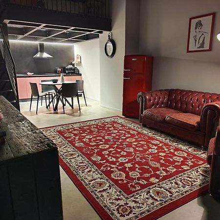 Loft Deluxe Centralissimo-Antica Vetreria Σαν Μπενεντέτο ντελ Τρόντο Εξωτερικό φωτογραφία